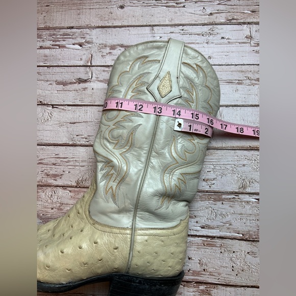 Diego’s Boots 8.5 - Picture 9 of 10